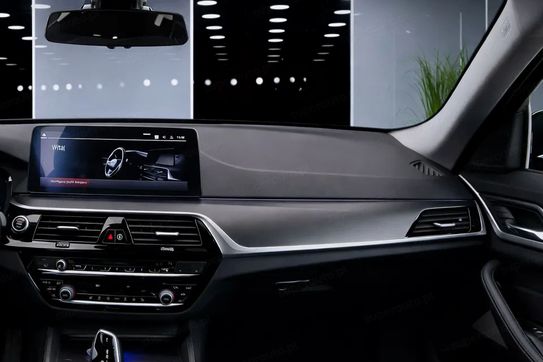 BMW Seria 5 530i xDrive mHEV M Sport sport-aut