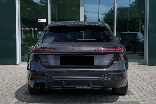 Audi A6 TDI quattro S line Avant