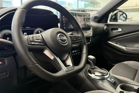 Nissan Juke N-Connecta 1.6 HEV