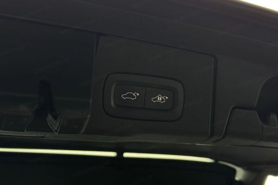 Volvo XC60 T6 Plug-In Hybrid AWD Inscription aut