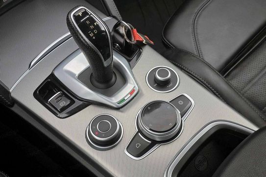 Alfa Romeo Stelvio Turbo Veloce Q4