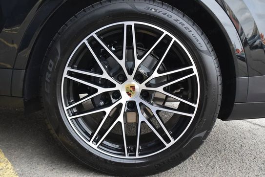 Porsche Cayenne Coupe