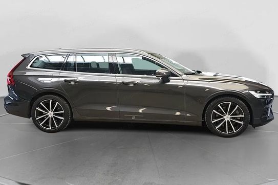 Volvo V60 T6 AWD Plug-In Hybrid Core