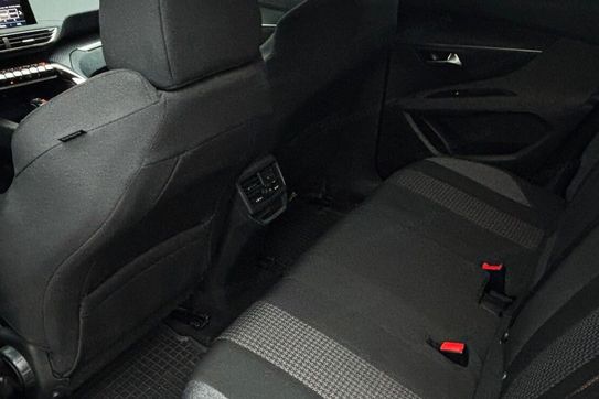 Peugeot 3008 1.6 PureTech GPF Allure S&S EAT8