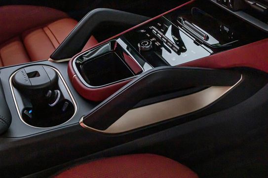 Porsche Cayenne Black Edition