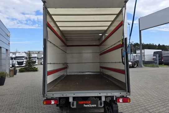 Iveco Daily 35C16 Kontener 8EP + Winda