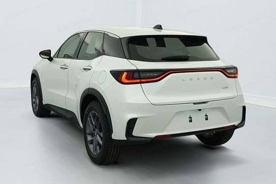 Lexus LBX 1.5 Hybrid AT