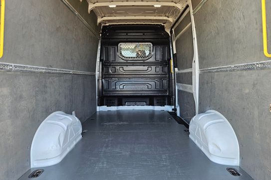 Volkswagen Crafter L3H2