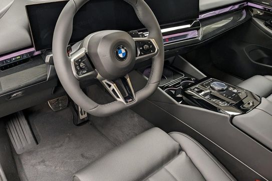 BMW Seria 5 Touring 520d xDrive M Sport