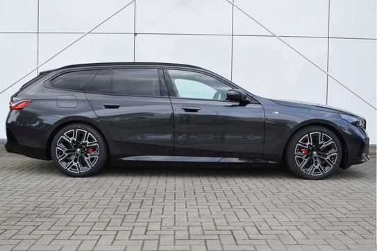 BMW Seria 5 Touring 520d xDrive M Sport