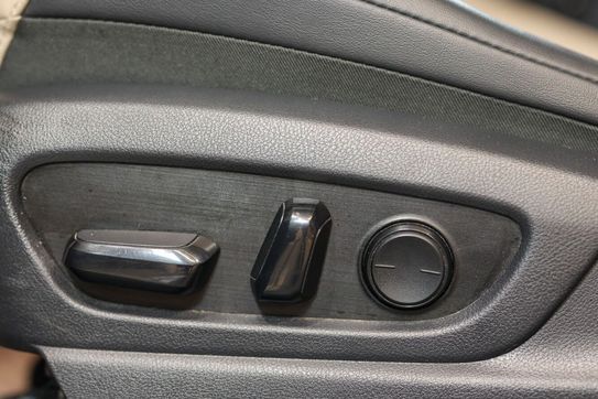 Lexus ES 300h Business Edition