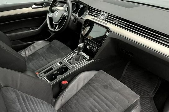 Volkswagen Passat 2.0 TDI 4Mot. Elegance DSG