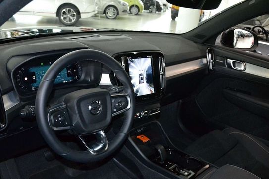 Volvo XC40 B4 Ultra Black Edition