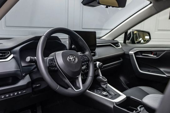 Toyota RAV4 2.5 Hybrid Executive 4x4