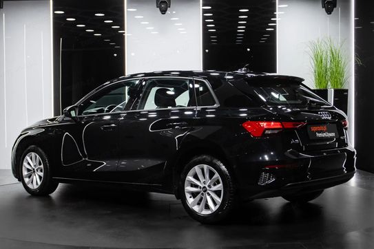 Audi A3 35 TFSI mHEV S tronic
