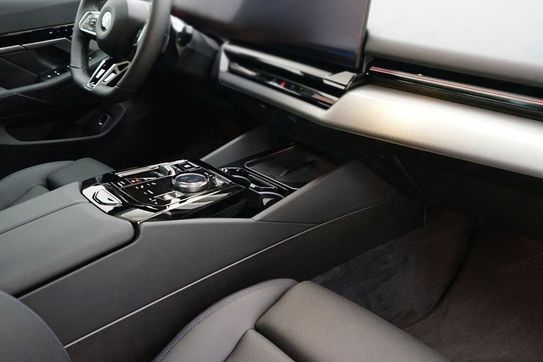 BMW Seria 5 520d xDrive M Sport