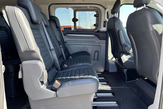 Ford Tourneo Custom L1H1 Titanium X 320 A8 AWD