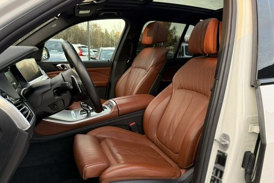 BMW X5 M50d