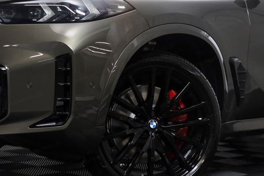 BMW X5 M60i xDrive