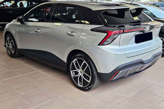 MG 4 77kWh Luxury Long Range