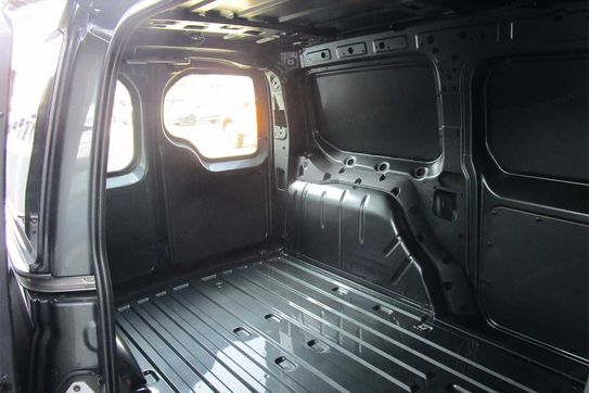 Ford Transit Connect L2 Trend PHEV A6