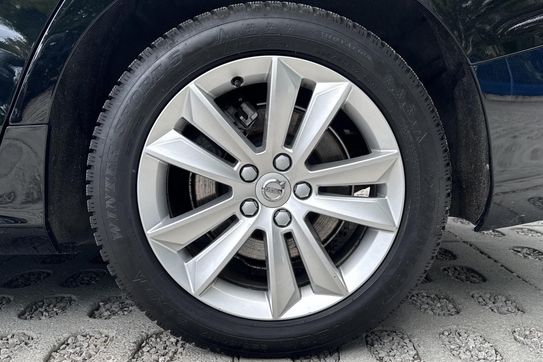 Volvo V60 B3 B Momentum Pro
