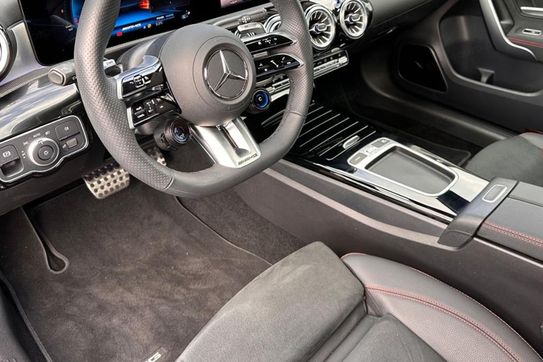 Mercedes Klasa A 35 AMG 4-Matic