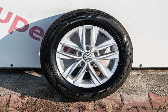 Volkswagen Caddy osobowy L1H1