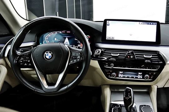 BMW Seria 5 520d xDrive mHEV aut