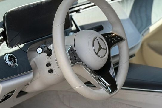 Mercedes Klasa E 200 4-Matic Exclusive
