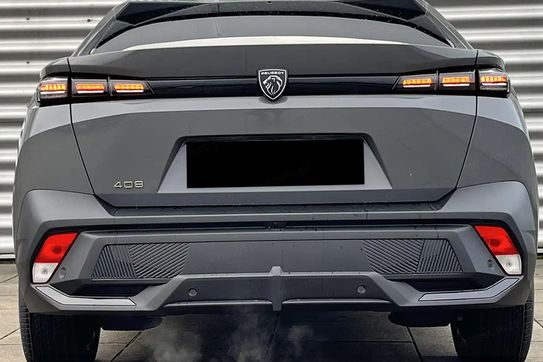 Peugeot 408 Allure e-DCS 1.2 mHEV