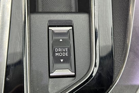 Peugeot 3008 Allure Pack 1.6 Hybrid e-EAT8