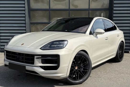 Porsche Cayenne Coupe Black Edition