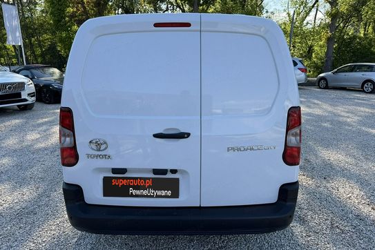 Toyota Proace City Long