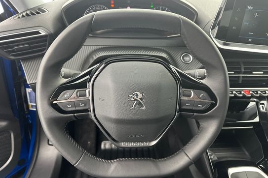 Peugeot 2008 Allure 1.2 PureTech EAT8