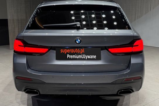 BMW Seria 5 Touring 520d xDrive M Sport