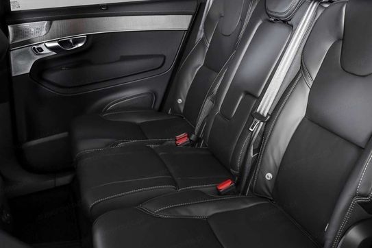 Volvo XC90 T8 AWD Plug-In Hybrid Ultra Dark 7os