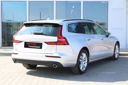 Volvo V60 B4 D Momentum Pro