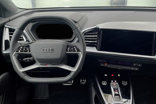 Audi Q4 e-tron 45 S Line
