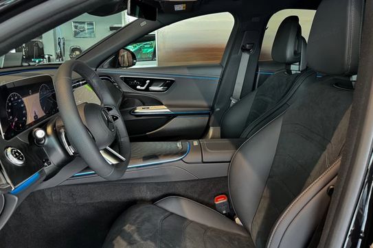 Mercedes E Klasa 220 d 4-Matic AMG