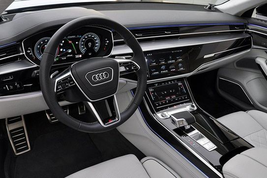 Audi A8 L 60 TFSI e quattro S Line