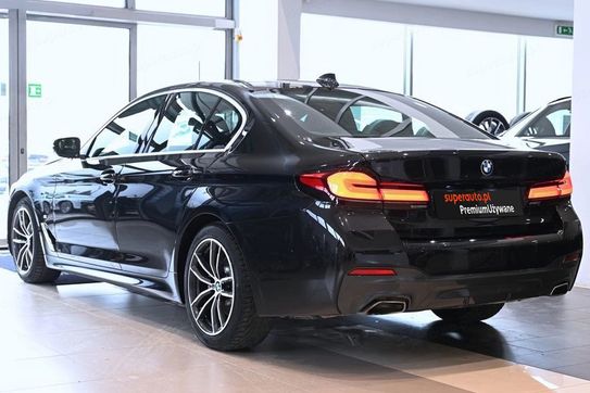 BMW Seria 5 520i mHEV aut