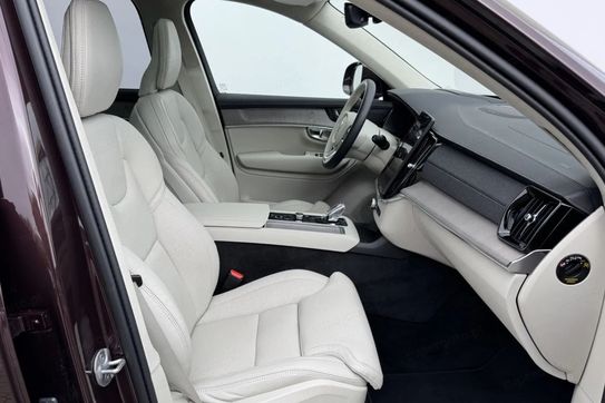 Volvo XC90 T8 AWD Plug-In Hybrid Ultimate Bright 7os aut