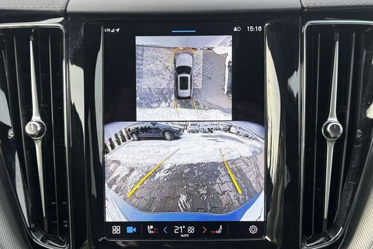 Volvo XC60 T6 Plug-In Hybrid AWD Ultra Dark aut