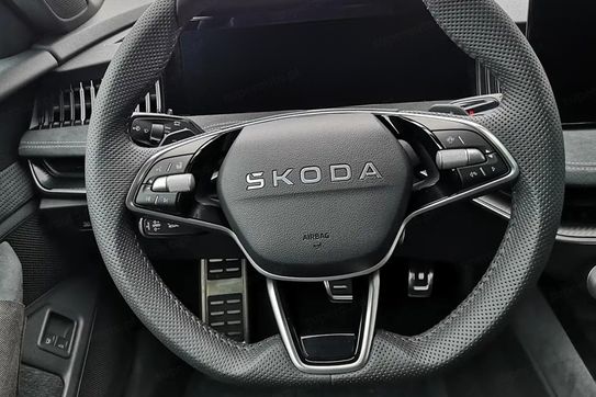 Skoda Superb Sportline 1.5 TSI PVEV DSG