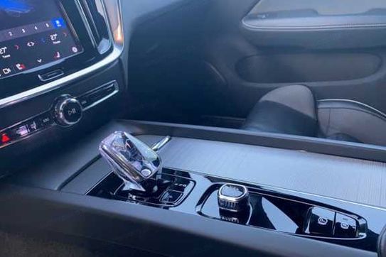 Volvo V60 B4 D Ultimate Dark