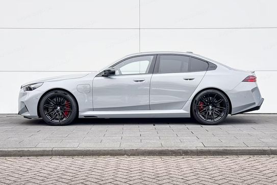 BMW Seria 5 M5