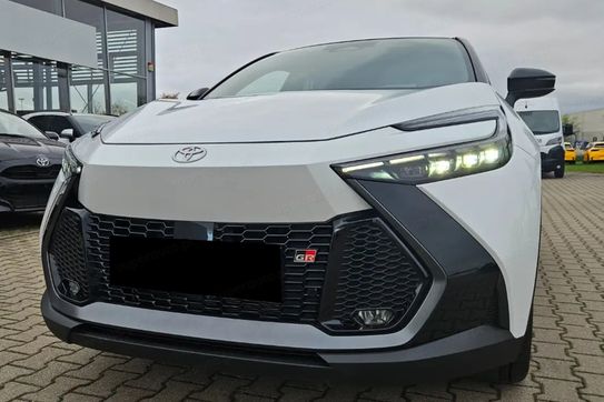 Toyota C-HR GR Sport 2.0 Hybrid Dynamic Force Plug-in