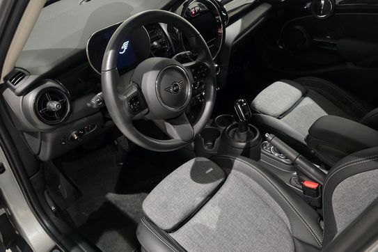 Mini Mini Cooper MINI Yours Trim aut