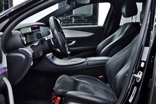 Mercedes Klasa E 220 d 4MATIC AMG Line